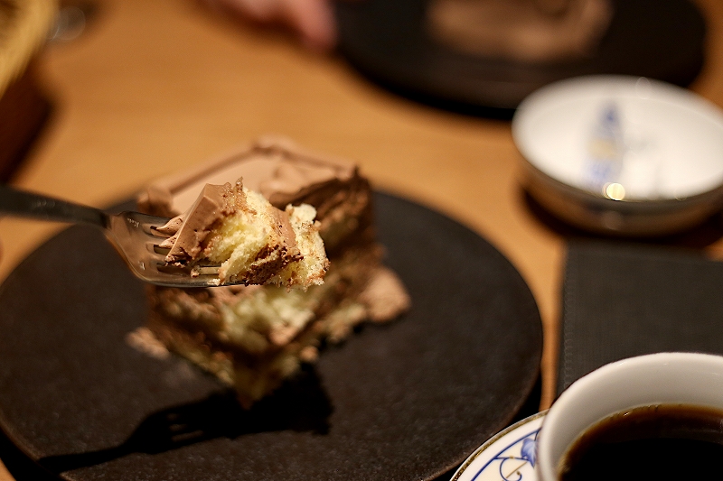 関西唯一のトップスはカフェ店舗 大阪梅田のtopsで食べたカレーとチョコケーキ グルメライターのメモ帳の中味